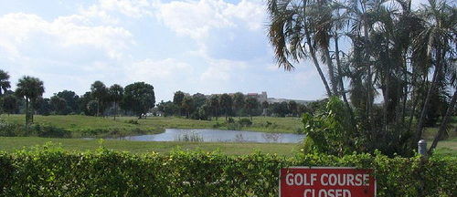 golf-course-closed